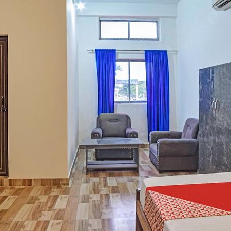 Spot On Jp Guest House Kaharpara Luaran gambar