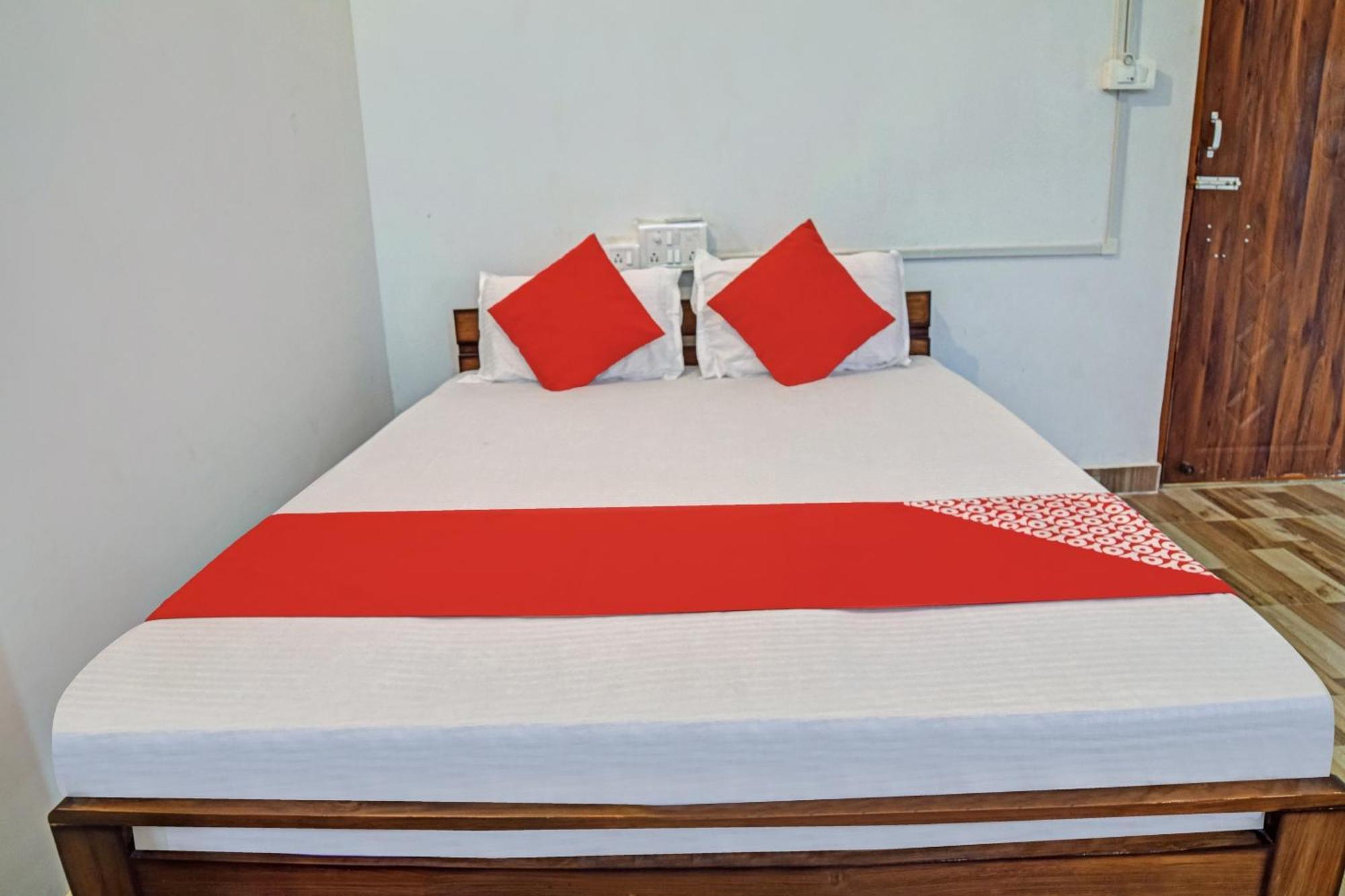 Spot On Jp Guest House Kaharpara Luaran gambar
