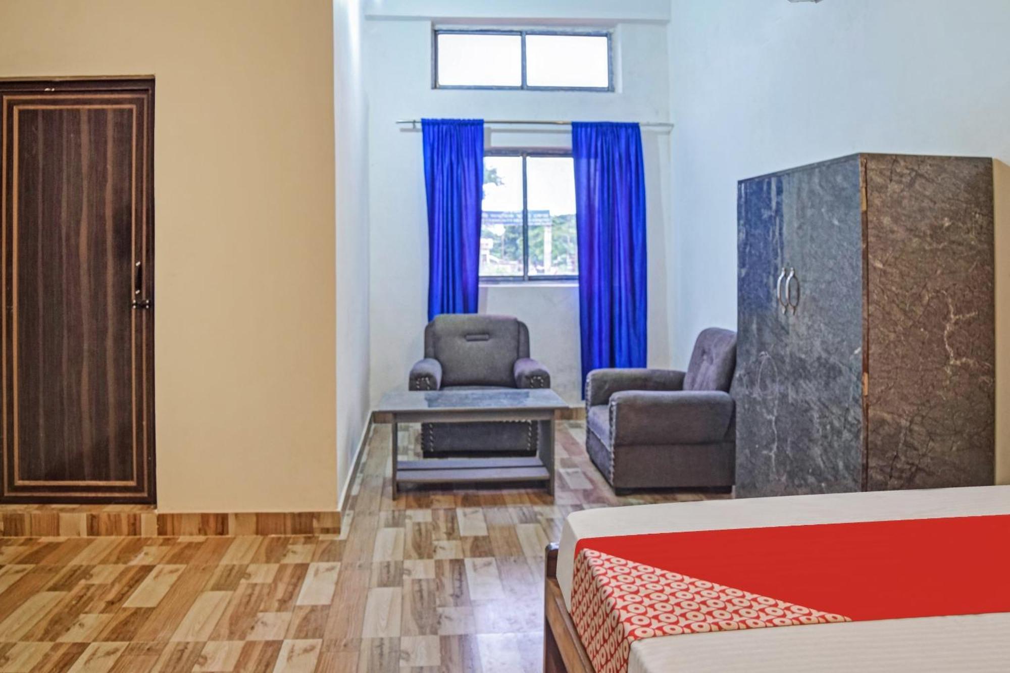 Spot On Jp Guest House Kaharpara Luaran gambar
