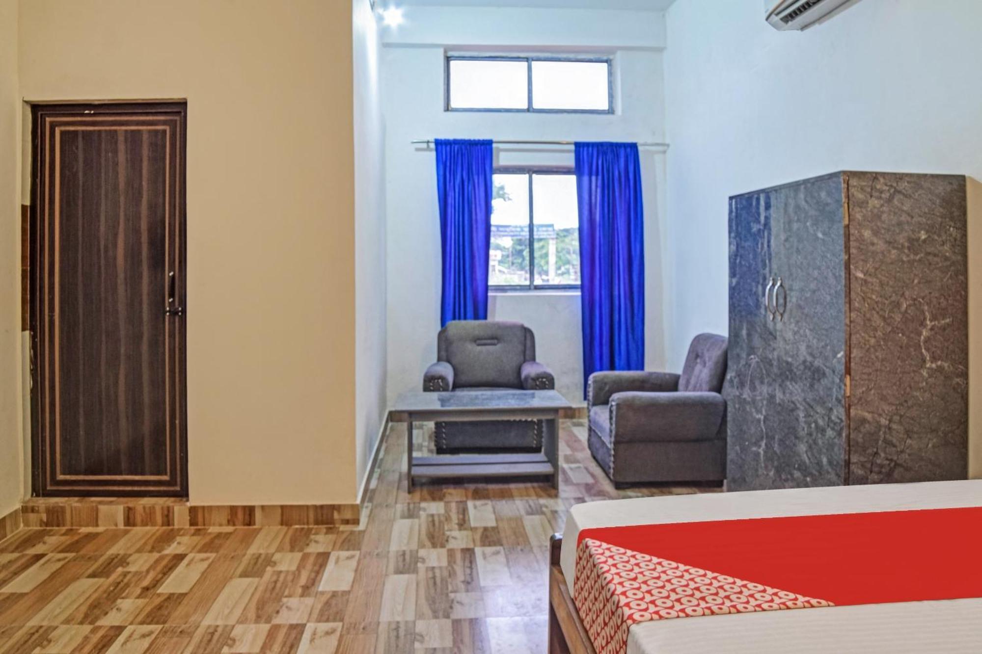Spot On Jp Guest House Kaharpara Luaran gambar