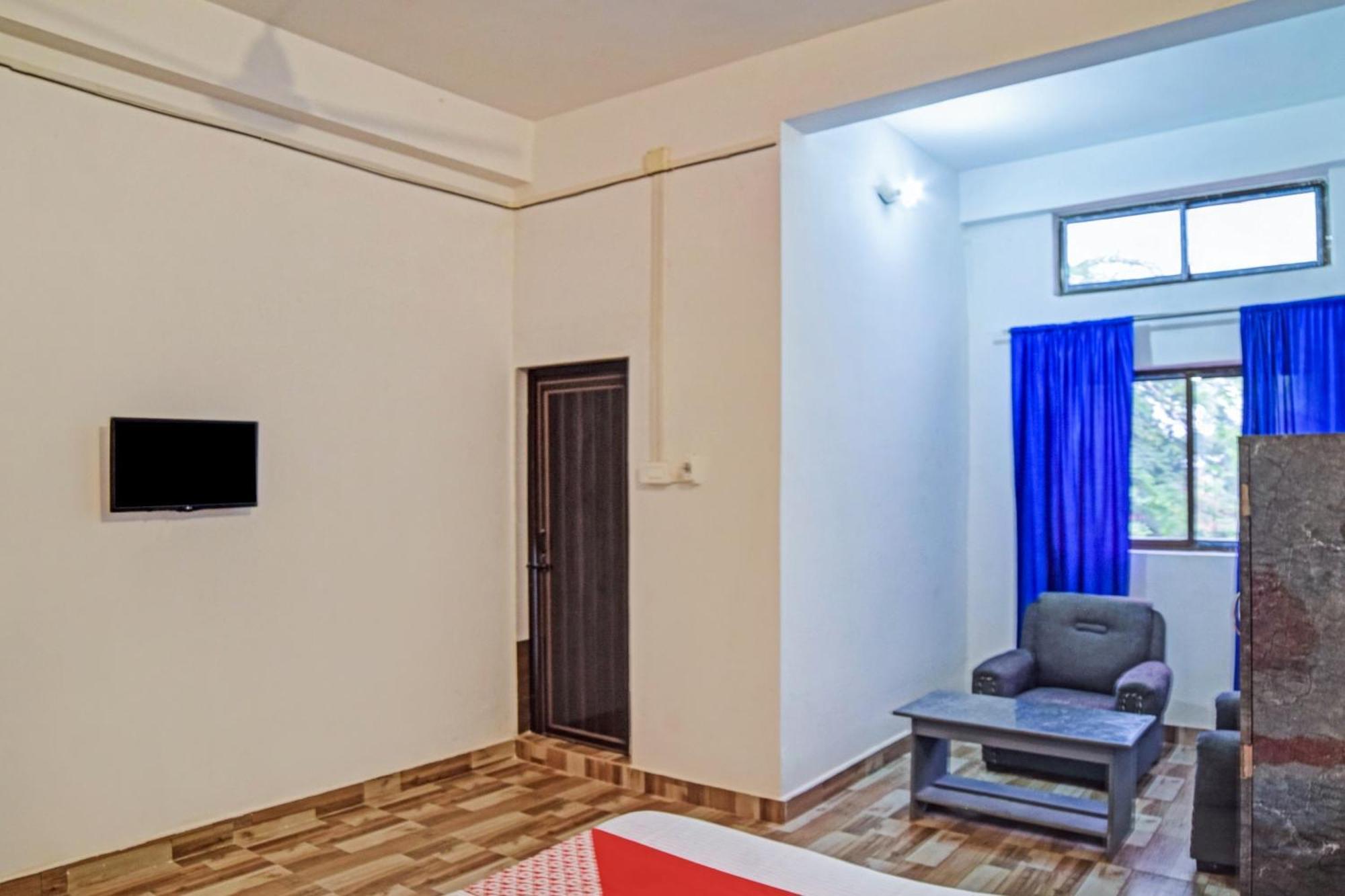Spot On Jp Guest House Kaharpara Luaran gambar